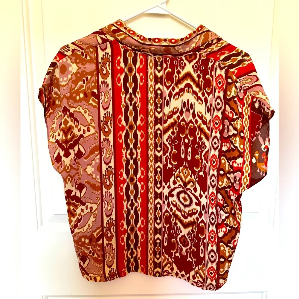 NWT Cupcakes and Cashmere blouse- XS